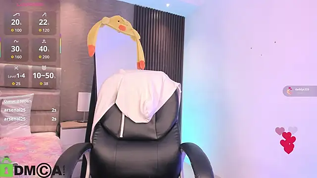 arinextdoor - Arinextdoor's free webcam - UK Sex Cams