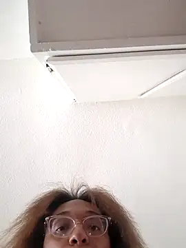 milahsweet - MilahSweet's free webcam - UK Sex Cams