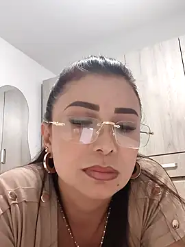 mia_mancinii - Mia_mancinii's free webcam - UK Sex Cams