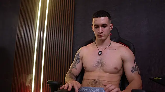 JacksonOlsenn live sex cam