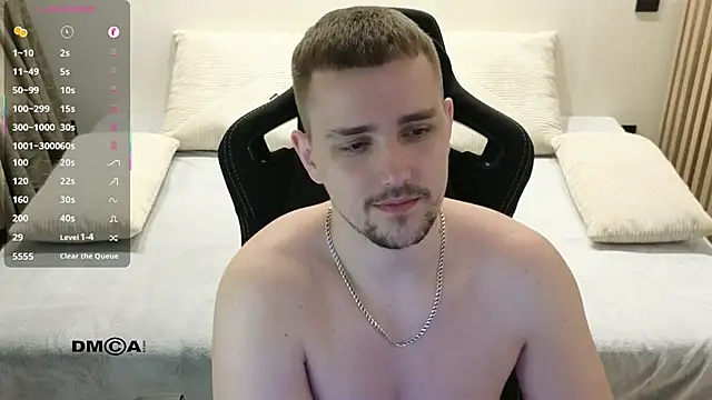 larstar01 (M young) - Happy Lars