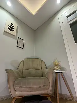 Amberonee31 live sex cam