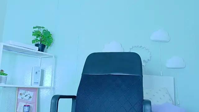 SeleneGibson__ webcam