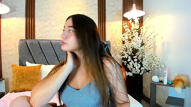 anissa_m_ (F teen) - 2 photos of your beautiful butt