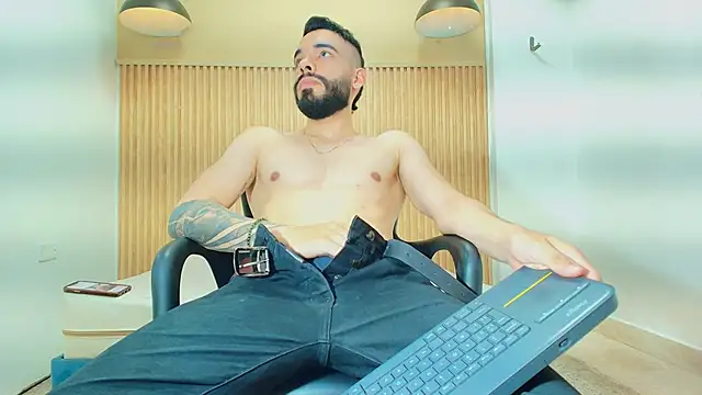 JEAN_LEWIS2 live sex cam