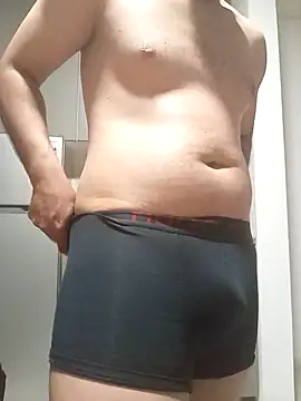 nighthunter2703 live sex cam