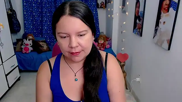 claryssa_ (F milf) - MAKE ME HAPPY❤️😻KISS MY BODY❤️😻