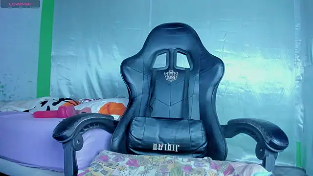 jonson- (F milf) - full nude oil  tits