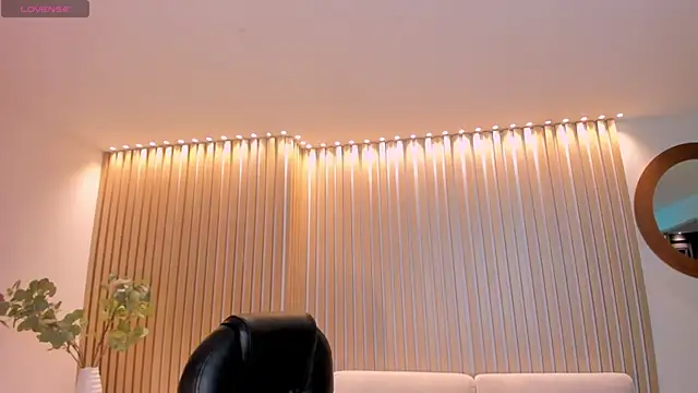 amaliacrus (F young) - Flash Ass + Doggy