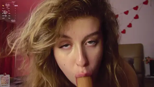 lilianbliss (F teen) - I'm so hot... Take these shorts