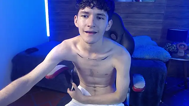 trevor_mob (M twink) - maturbation 10 min + cum