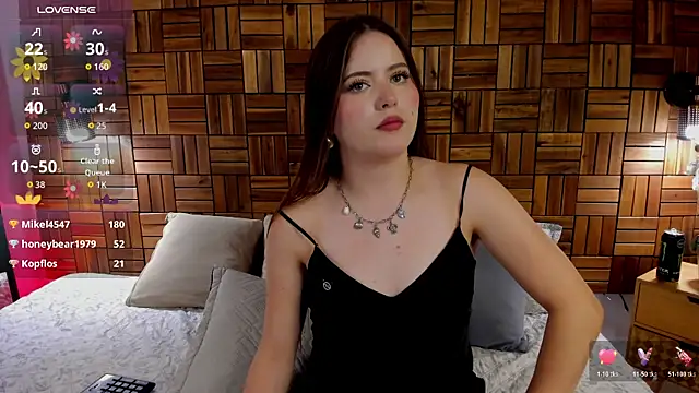 ambaar__1 (F young) - Put on some lingerie and dance