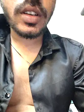 midnight_star110 (Ask my age) - Slap on ass