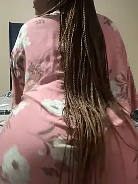 THICKBUNNYCHICKxxx's live cam