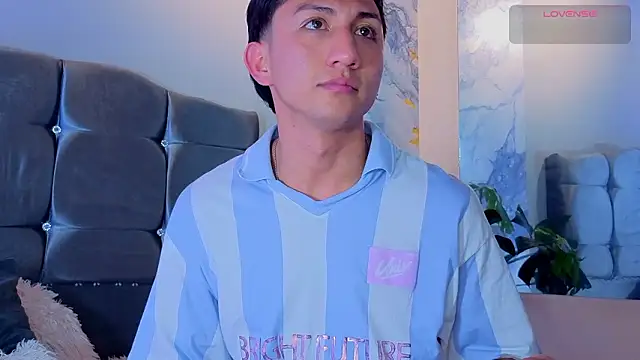 oliver_mr_ (M young) - Oil full body sensual session