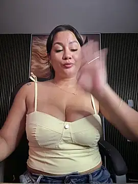 valerygrey (F milf) - show asshole and fingers:gift:last tips