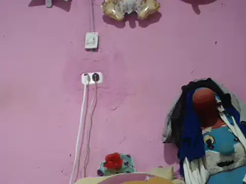 cheliafun - Cheliafun's free webcam - UK Sex Cams