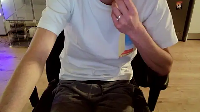 ElViko11 live sex cam