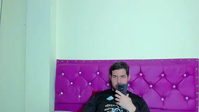 matthewlatin live sex cam