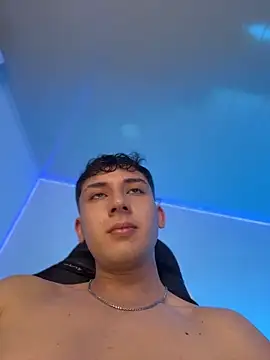 oliver_kyy (M twink) - full naked + jerk off cock 5min