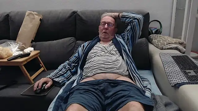 Nudelschwanz live sex cam