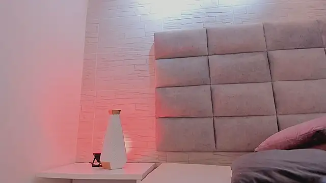 megan__winters - Megan__winters's free webcam - UK Sex Cams