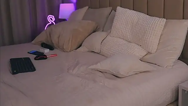 lolliesplash - LollieSplash's free webcam - UK Sex Cams