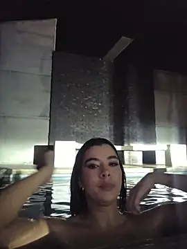 sweetnahoxxx (F young) - Fuck my pussy in public shhhh