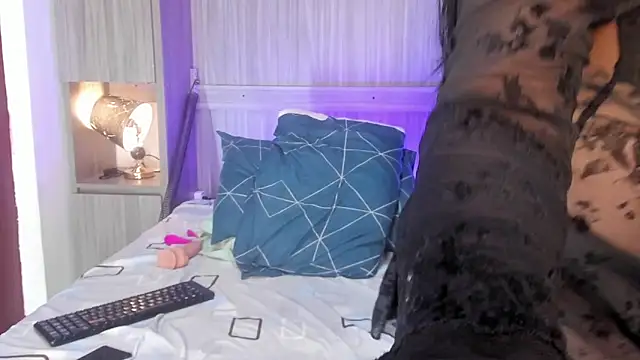 alliebennet - AllieBennet's free webcam