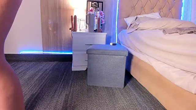 maddyluxe - Maddyluxe's free webcam