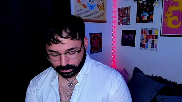 johnnyalx (M young) - get hard or ass play (you choose)