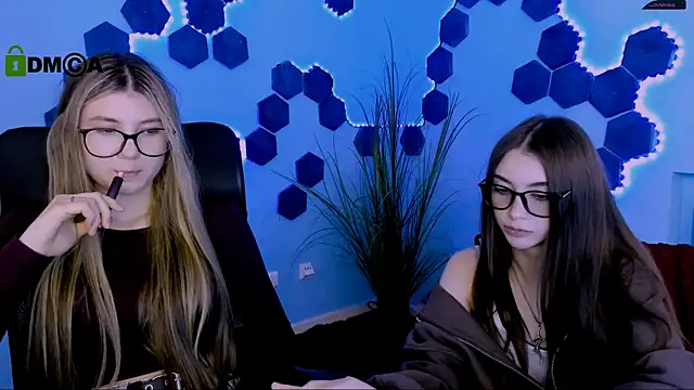 barbara_crazy (Ask my age) - spank ass