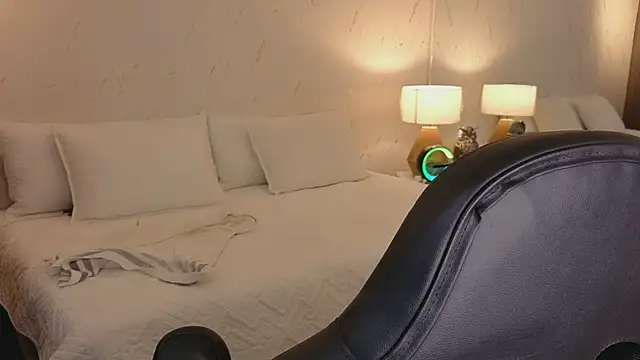 ava_blue (F young) - RIDE DILDO + OIL IN ASS + CONTROL HUSH