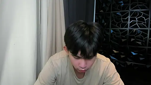 davincihugecock live sex cam