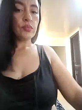 Webcam Model (hailey85)  is live.Free join now!