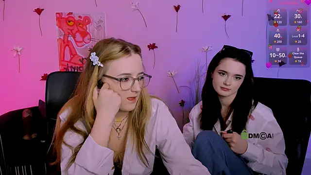 liana_kisses live sex cam