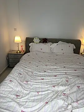 leiawifey (F young) - Dildo fuck Hard 🐱💦