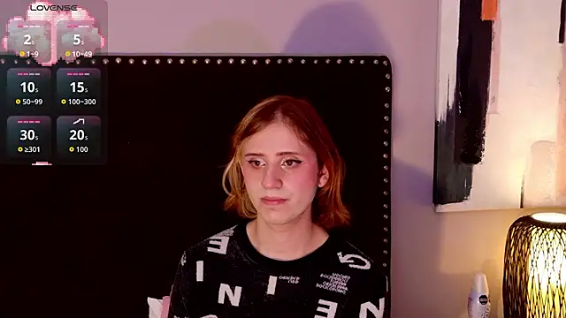 seraphine_star (T teen) - suck dildo deep