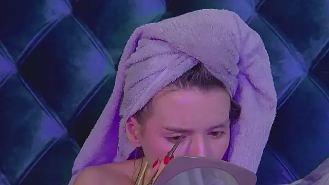 VanessaVienne live sex cam