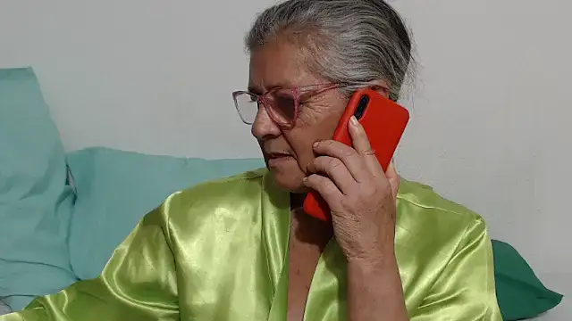 candy_mature_ live sex cam