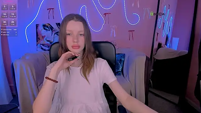 khloebeauty - Khloebeauty's free webcam - UK Sex Cams