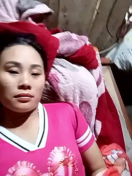 ruaiuoi - Ruaiuoi's free webcam - UK Sex Cams