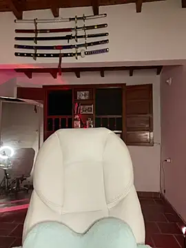 Ale_Lewis Live Webcam on Stripchat