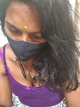 Webcam Model (Honey_rosetamil)  is live.Free join now!