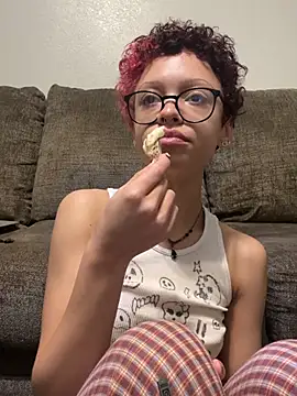 jojosbizarrelyf webcam