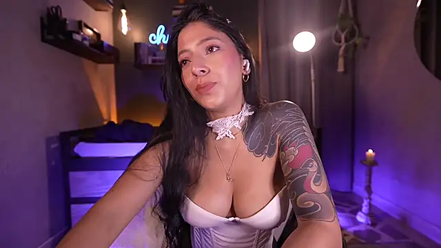 camila3__ - Camila3__'s free webcam - UK Sex Cams