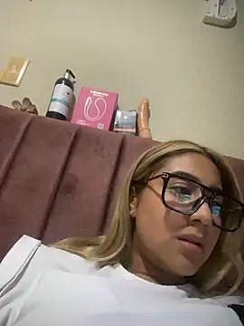 Miabonnett_ webcam