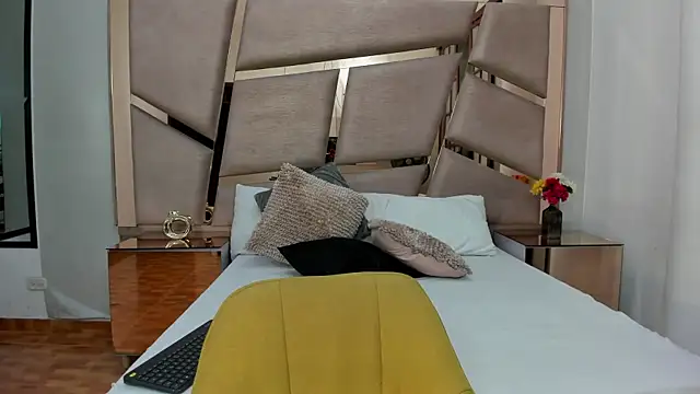 kendal_lane - Kendal_Lane's free webcam - UK Sex Cams