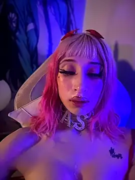 Maaddy_LS live sex cam