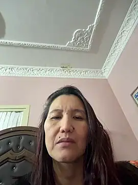 Webcam Model (Sweetloverbigass)  is live.Free join now!